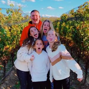 Meet your Posher, Sara